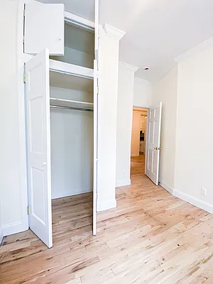 Rented by City Connections Realty | media 35