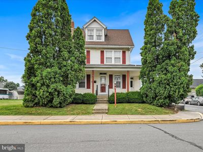 351 E Jackson St, New Holland, PA, 17557