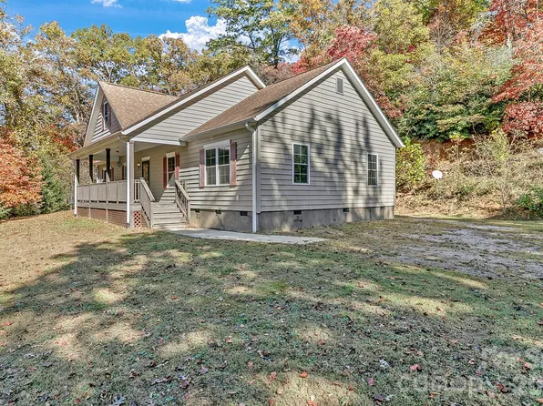 95 Rhinedale Farm Rd, Sylva, NC 28779