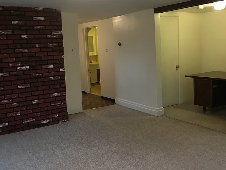 6202 Walnut St #5 — Photo 4