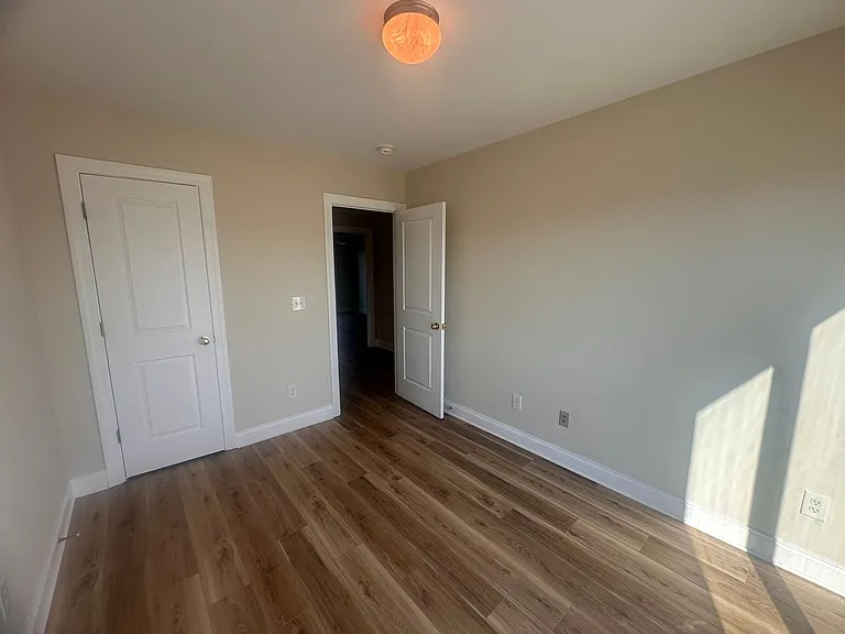 399 N New River Dr #C — Photo 24