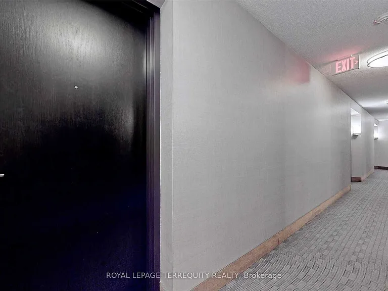 17 Anndale Dr #2211 — Photo 8