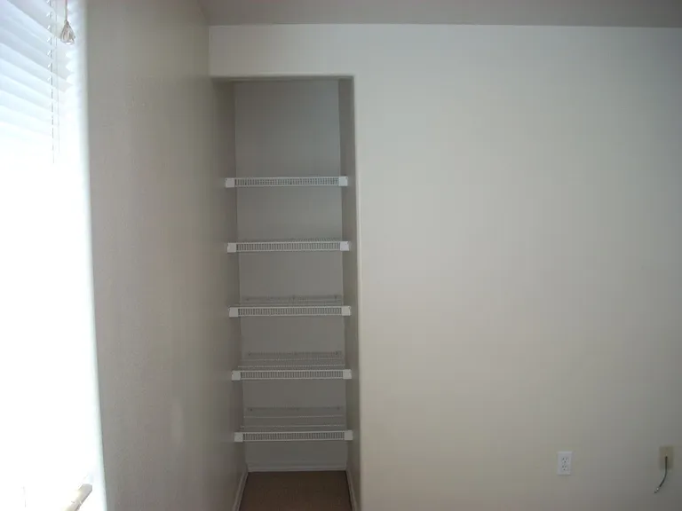 1710 SW Juniper Ave — Photo 10