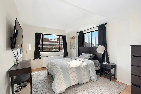 Rented by Compass | media 10