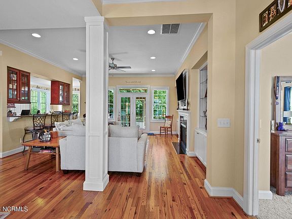 4th image of 453 Williamston Drive