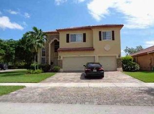 9561 SW 218th Ln, Cutler Bay, FL 33190