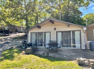 304 E Jasper St, Versailles, MO 65084