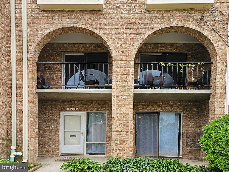 2621 Wagon Dr — Photo 1