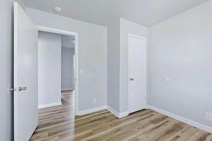 741 McPherson Dr — Photo 14