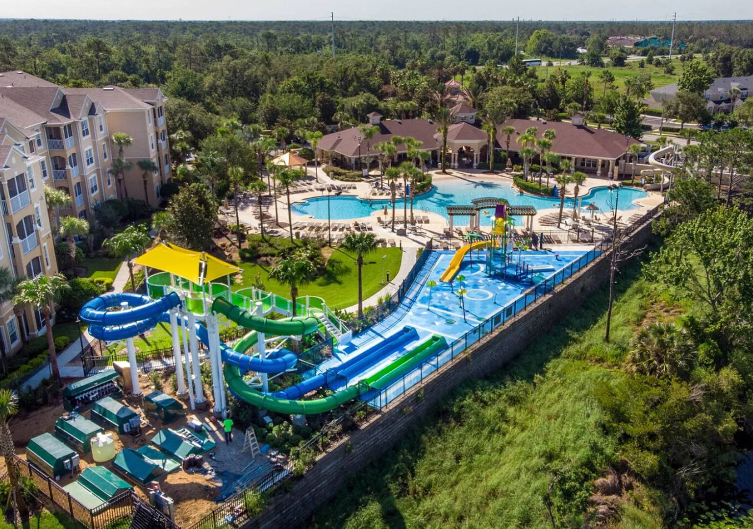 Windsor Hills Fun Lake View Mickey Disney Condo — Photo 3