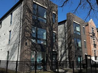 4152 S Michigan Ave #3, Chicago, IL 60653
