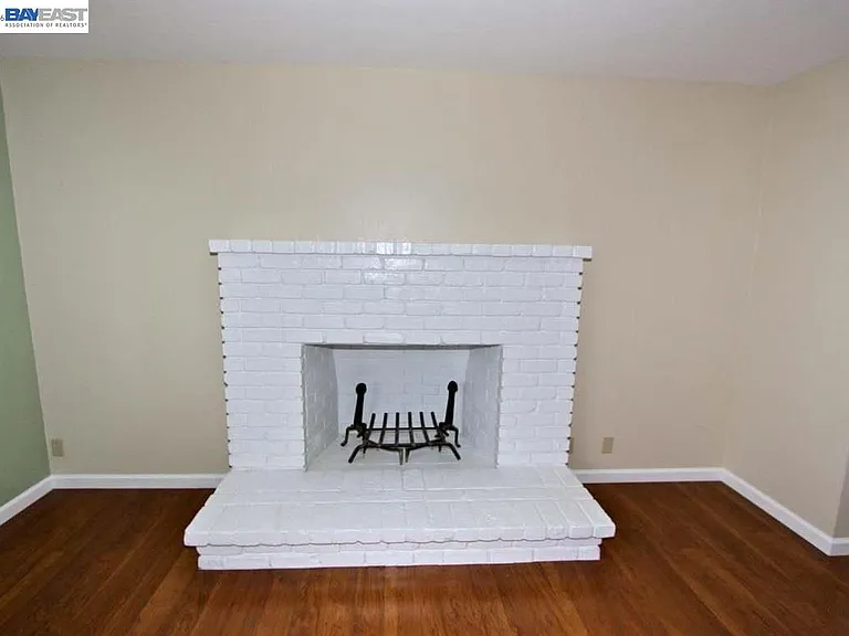 6909 Macarthur Blvd #A — Photo 7