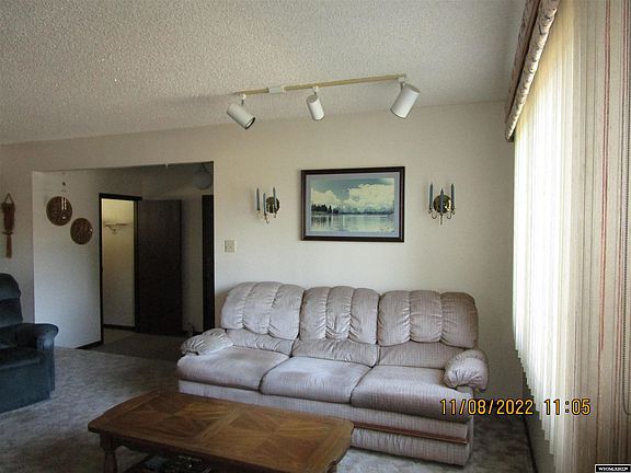 4th image of 510 Hackberry St