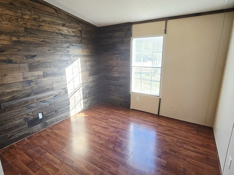 17251 N Hagler Rd — Photo 4