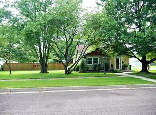 1012 3rd St, Monett, MO 65708