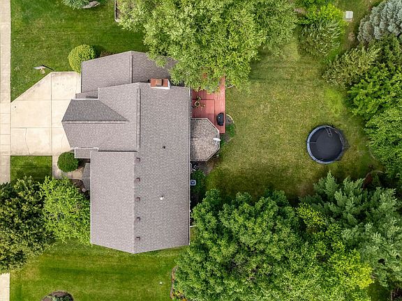 5th image of 1647 Oakforest Dr