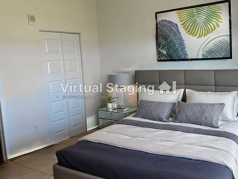 7819 NW 104th Ave — Photo 4