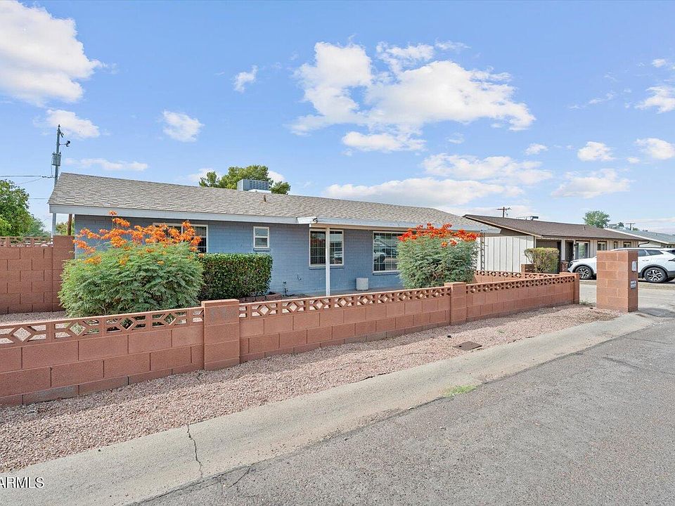 1st image of 413 E EL CAMINO Drive