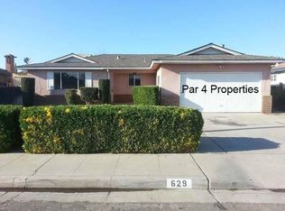 629 W Ashcroft Ave, Clovis, CA 93612