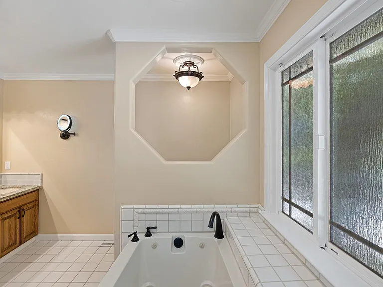 8 Shepherds Pl — Photo 28