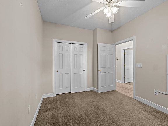 5th image of 120 Fountain Pointe Ln. #103