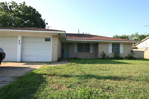 403 Southmoor Dr Photo 1