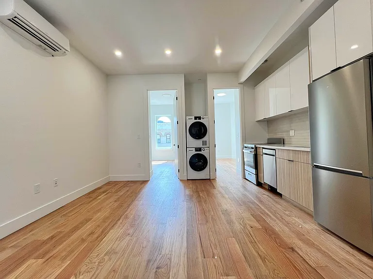 1823 Woodbine St #C — Photo 1