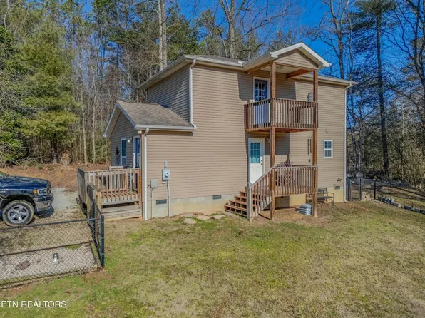 137 Apple Tree Dr, Oliver Springs, TN 37840