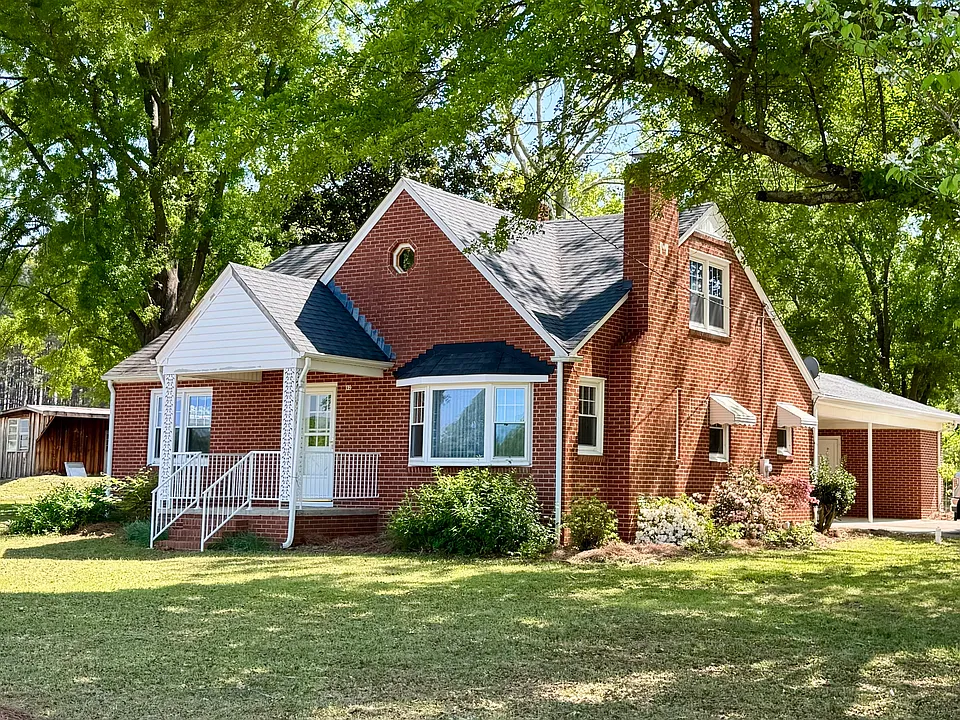 92 Country Way