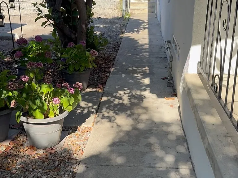 4037 Van Dyke Ave #B — Photo 23