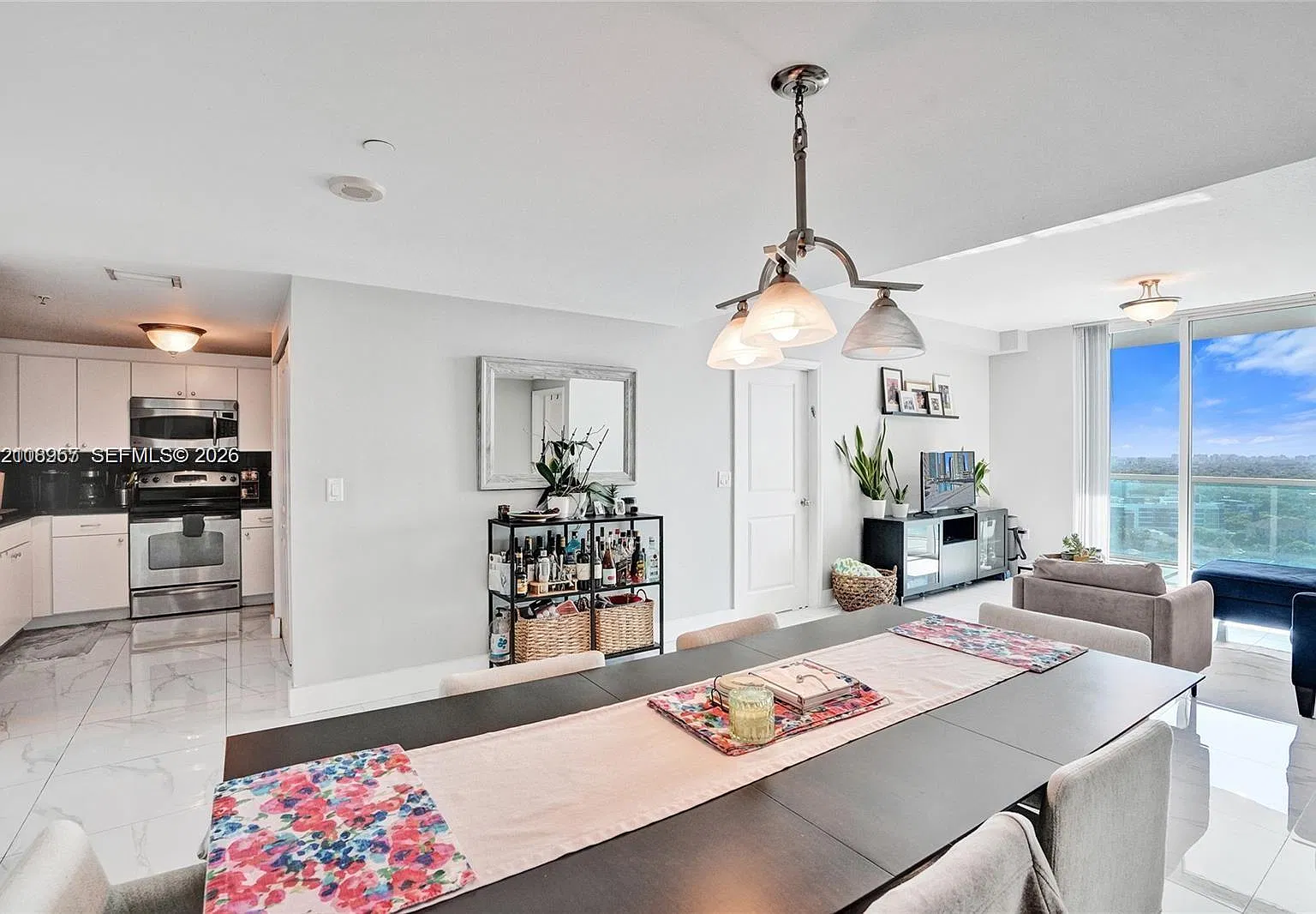 Vue At Brickell Condo — Photo 2