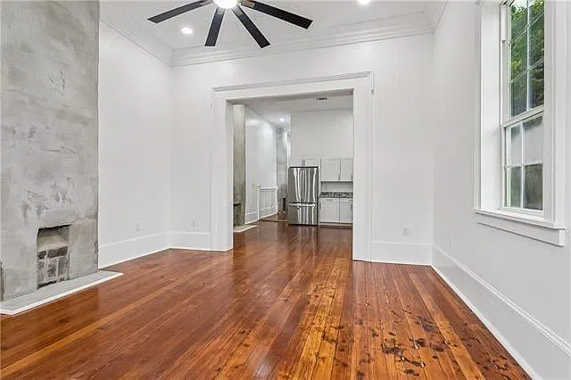 2 bed, 1250 sqft, $2,350 — Photo 2