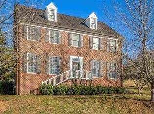 308 Laketree Dr, Staunton, VA 24401