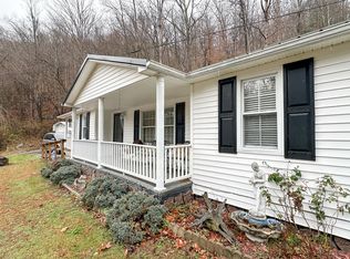 10806 406th Hwy, Roark, KY 40979