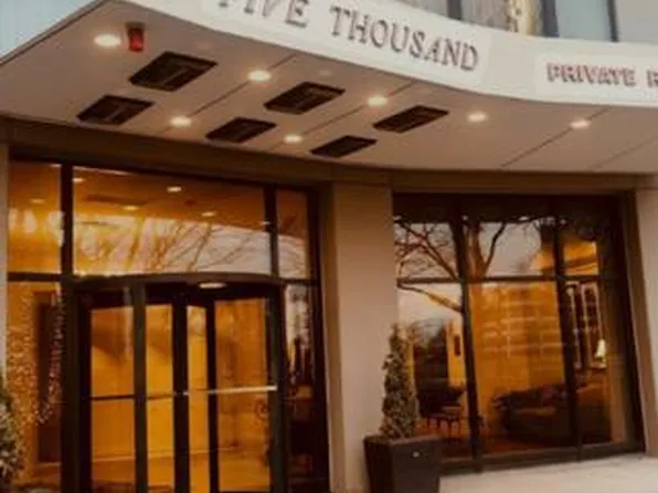 5000 Town Ctr Suite 1007, Southfield, MI 48075