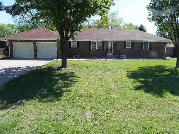 3rd image of 2504 N Hendricks St