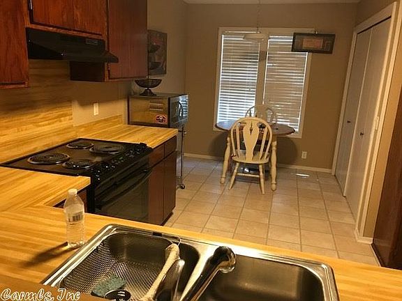 5th image of 13 Romera Ln