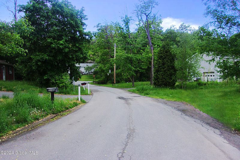 2nd image of 306 Lansing Avenue