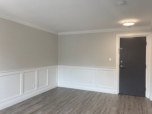 3rd image of 340 Campbell Ave #304