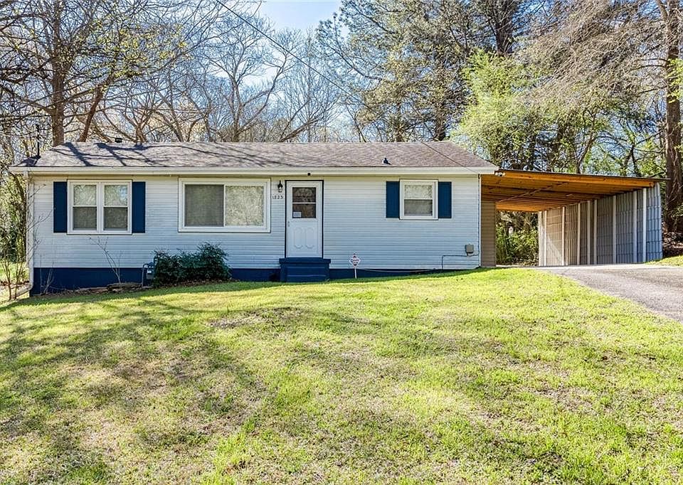 1st image of 1823 Waldrep Cir SE