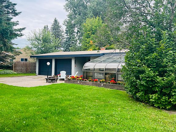 5th image of 304 Hudson Dr