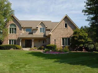 5380 Woodfield Dr N, Carmel, IN 46033