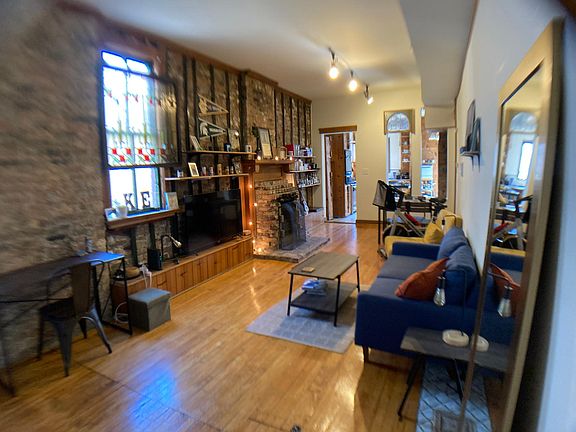 Living room facing south