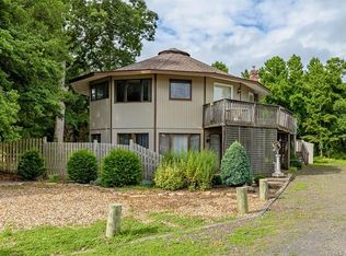 53 Edgewater Dr, Tuckerton, NJ