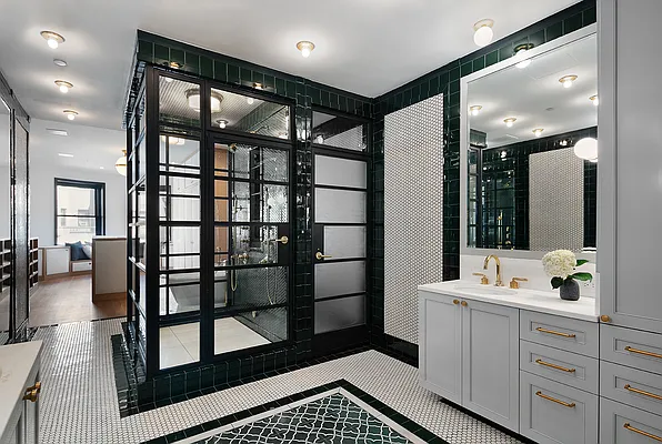 Sold by Compass | media 20