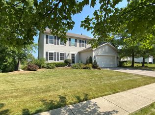 177 E Old Mill Trl, Antioch, IL