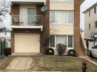 399 Adams Ave, Staten Island, NY 10306