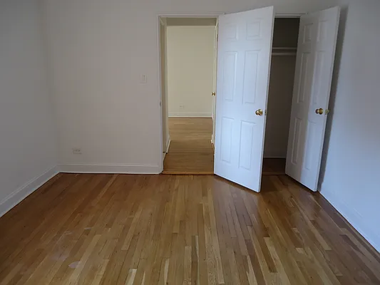 Rented by null | media 28