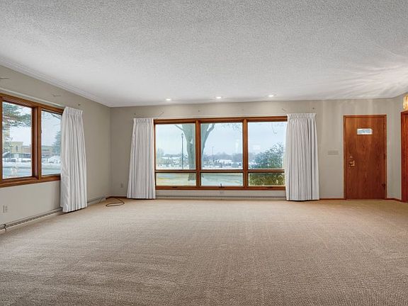 Living Room2_01092023