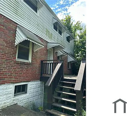 809 Rolwes Ave — Photo 8